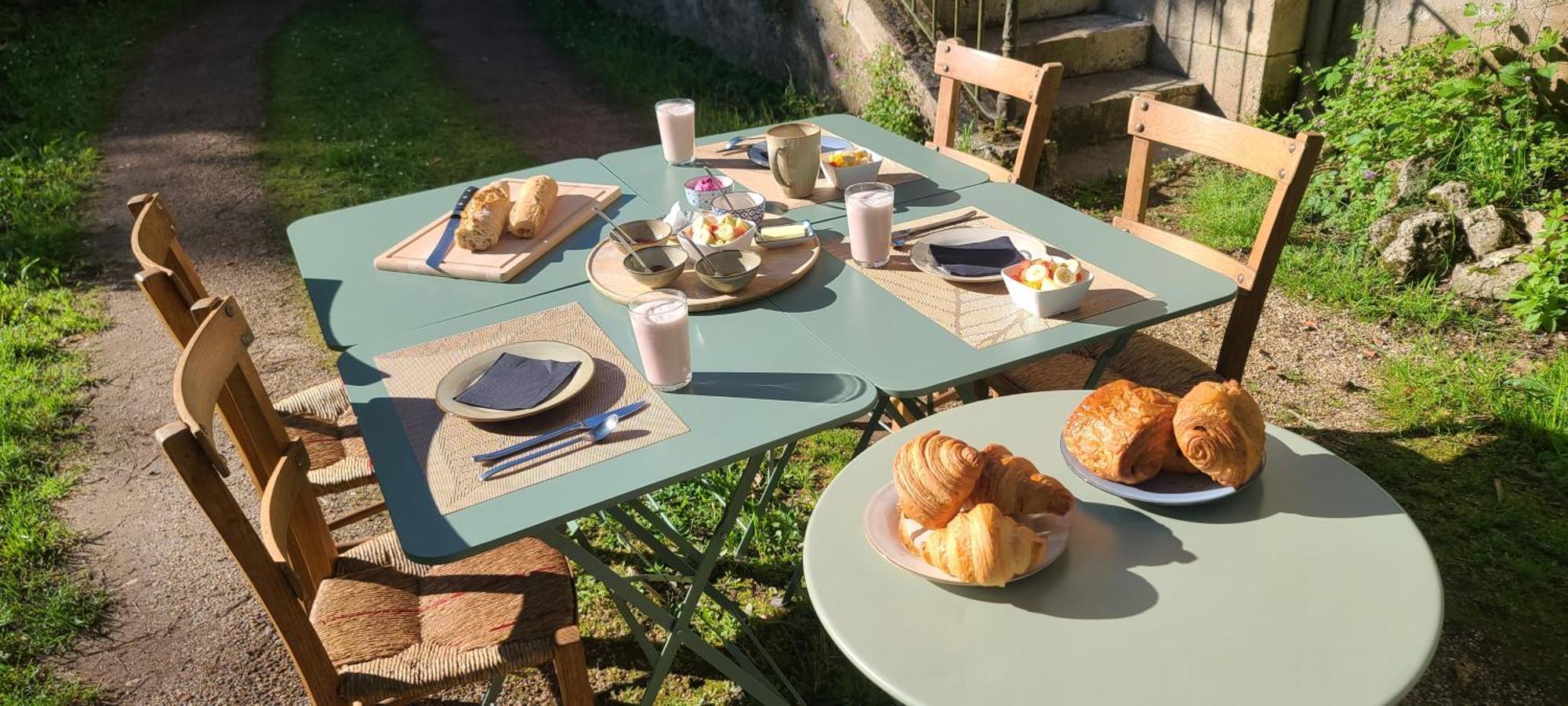 Le Manoir Du Moulin De Madame Panzió Villeneuve-sur-Lot Kültér fotó